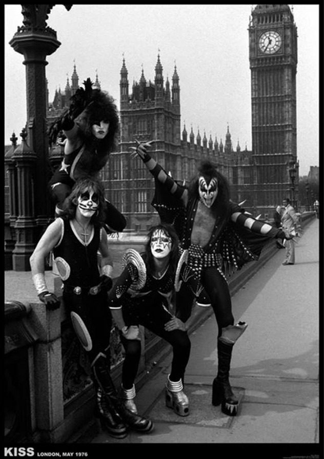 Kiss London 1976 Poster - TshirtNow.net