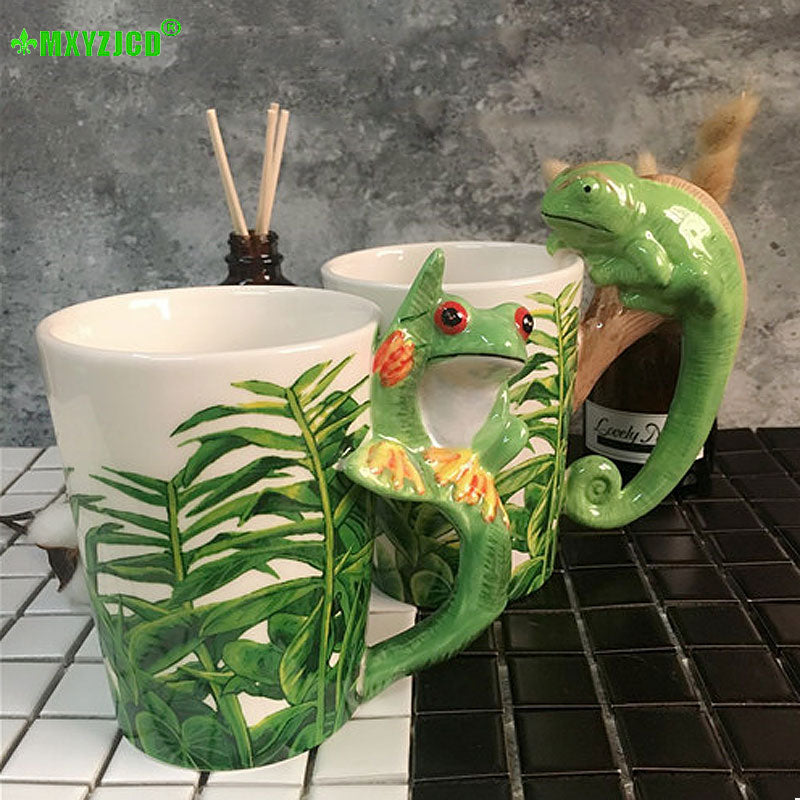 Hand Painted and Sculpted Animal Pattern Ceramic Mark Water/Coffee/Tea Cup Ideal for Office Decorative Purpose.