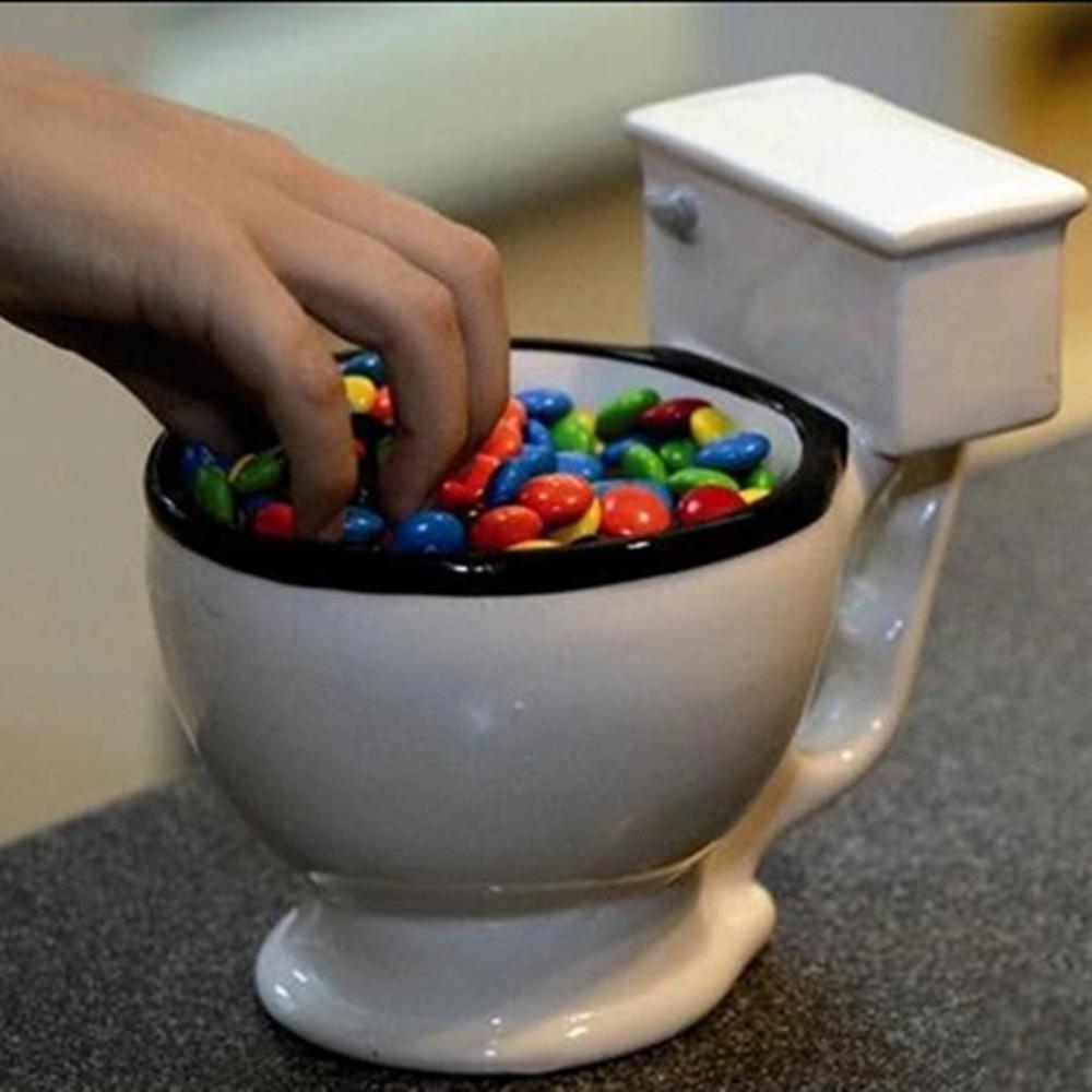Creative and funny toilet shaped ceramic mug for multipurpose use