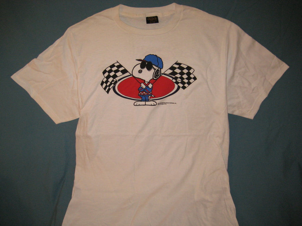 Peanuts Snoopy Joe Cool Checkered Flags White Tshirt Size XL - TshirtNow.net - 1