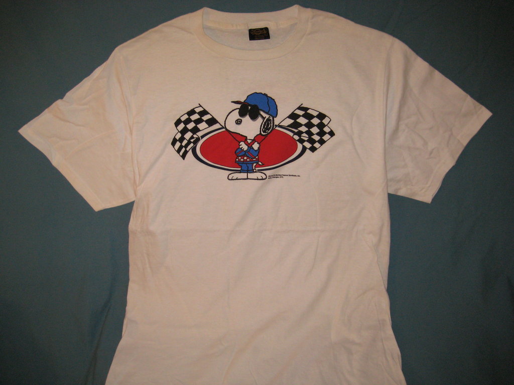 Peanuts Snoopy Joe Cool Checkered Flags White Tshirt Size XL - TshirtNow.net - 1