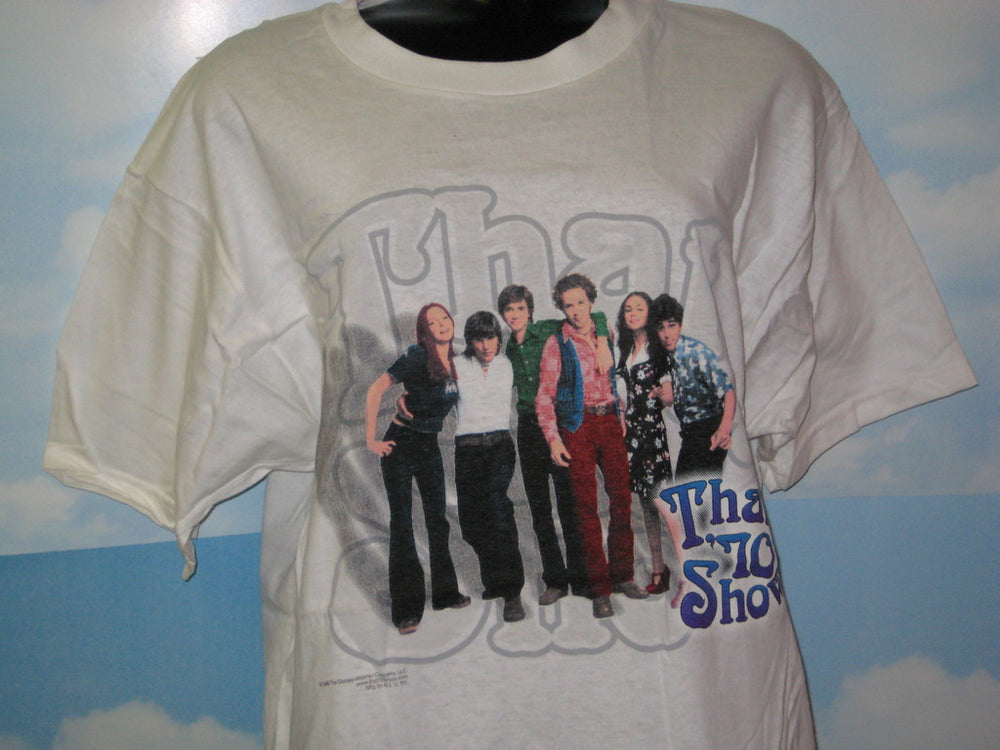 That 70's Show Cast Photo Adult White Size L Large Tshirt - TshirtNow.net - 1