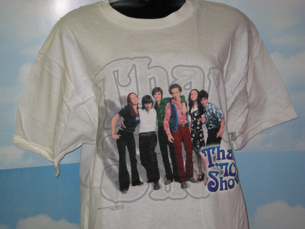 That 70's Show Cast Photo Adult White Size L Large Tshirt - TshirtNow.net - 1