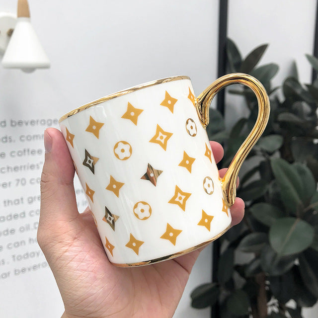 Abstract Collection Single Layered Nordic Style Gold Handle Ceramic Coffee/Tea Mugs