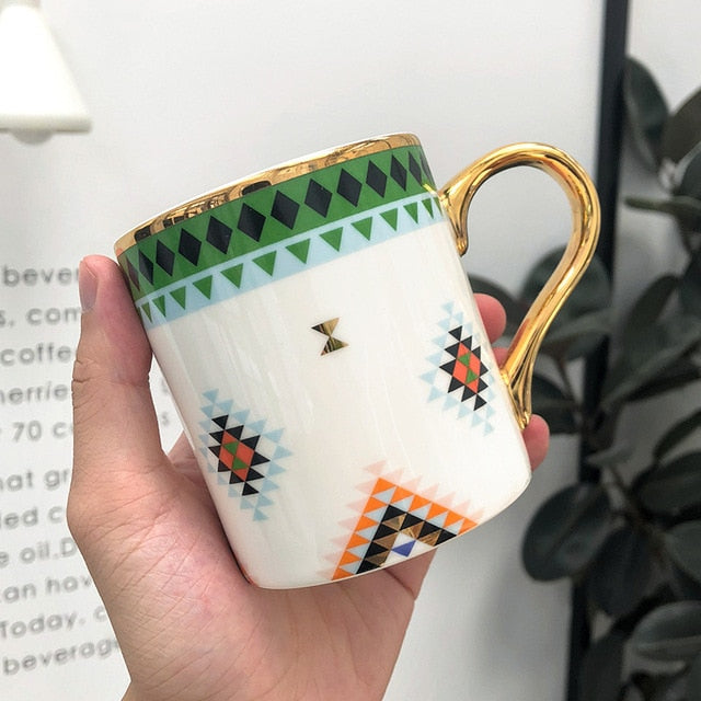 Abstract Collection Single Layered Nordic Style Gold Handle Ceramic Coffee/Tea Mugs